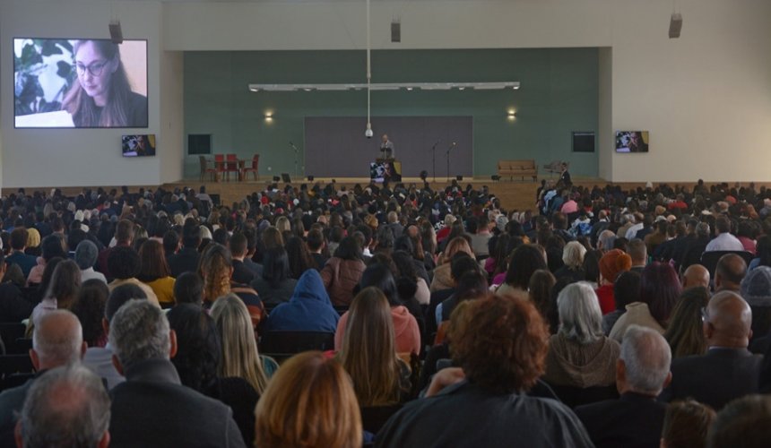 Congresso das Testemunhas de Jeová  promete dias de  boas notícias