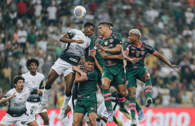 Corinthians empata com  Fluminense e sai da zona de rebaixamento