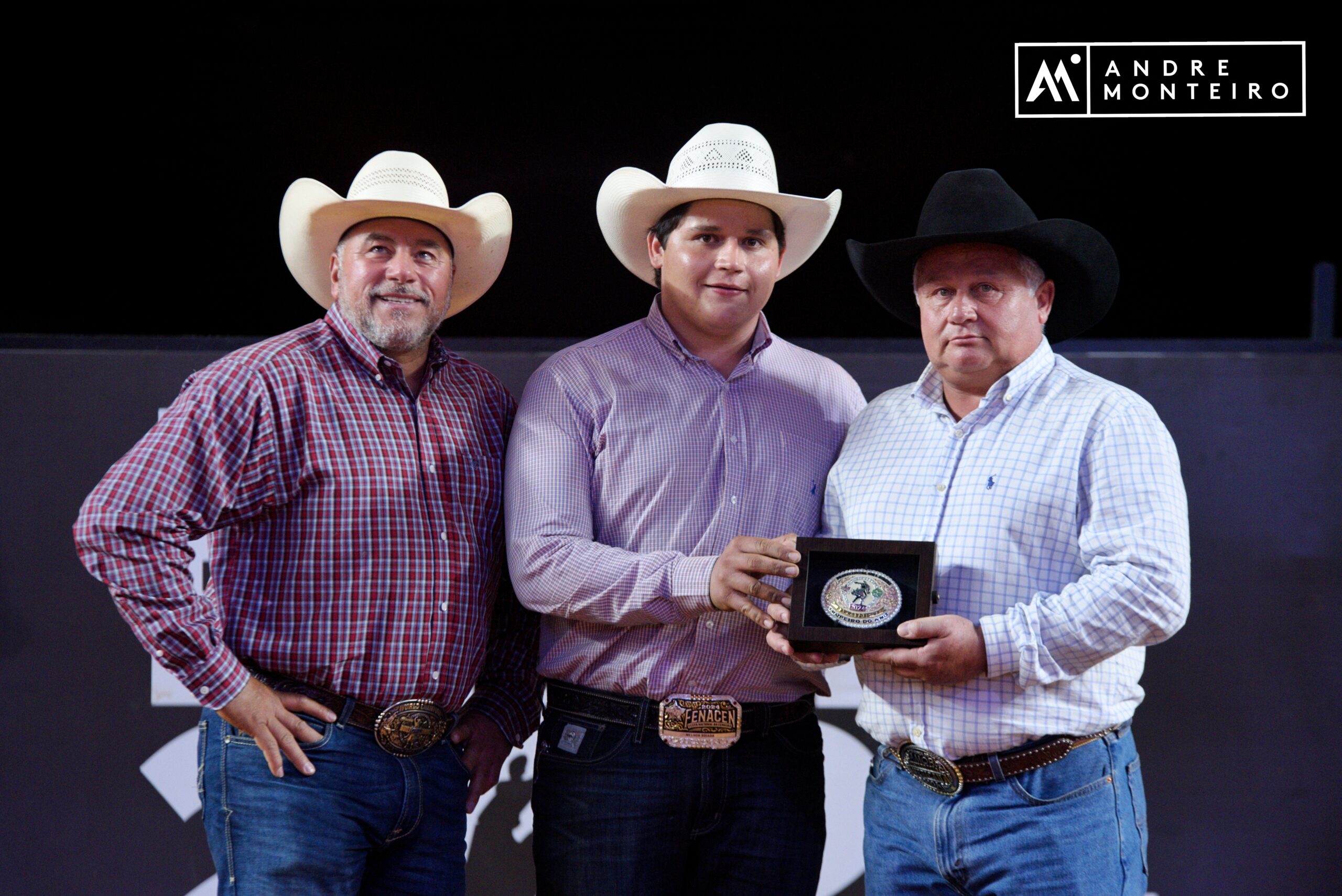 PBR Brazil premia tropeiro do ano na Arena de Barretos