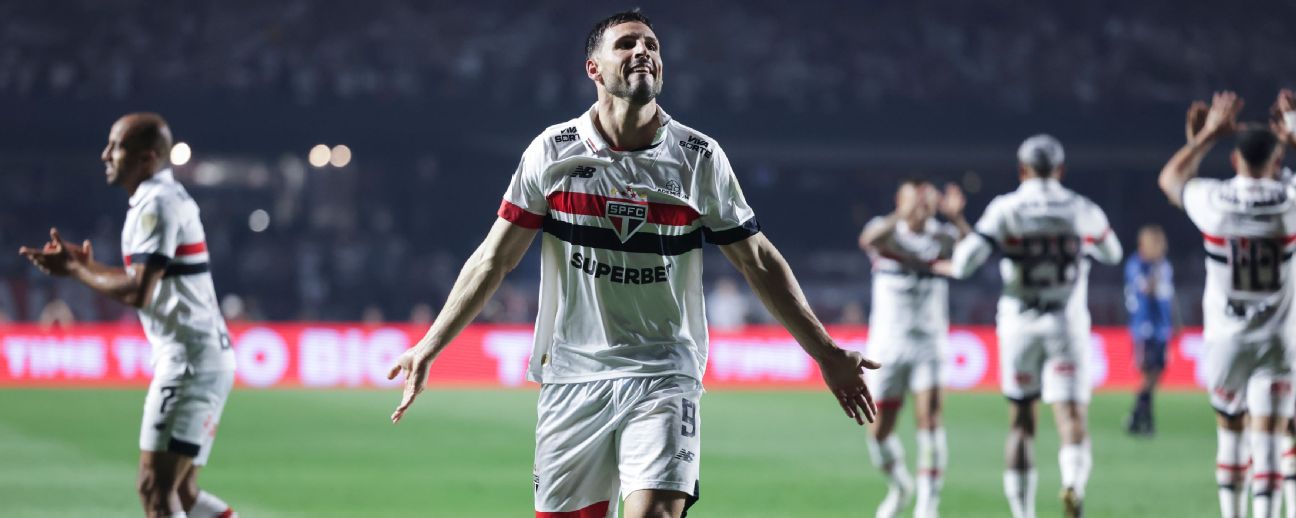 São Paulo classifica com gols de Bobadilla e Calleri na Libertadores