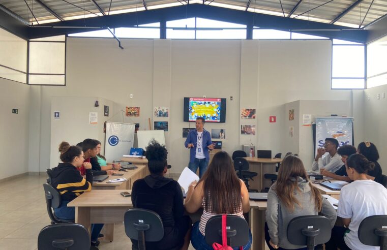 Sebrae-SP realiza ‘Oficina de Ideação e Liderança’ na Casa da Juventude de Barretos