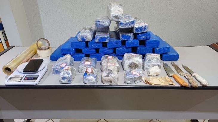 PM de Olímpia faz apreensão de mais de 30 kg de drogas