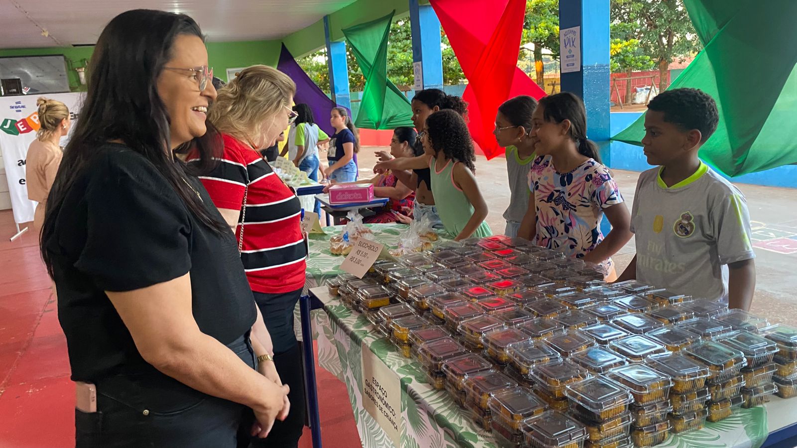 Sebrae-SP e Prefeitura de Jaborandi realizam feira de empreendedorismo de alunos do município