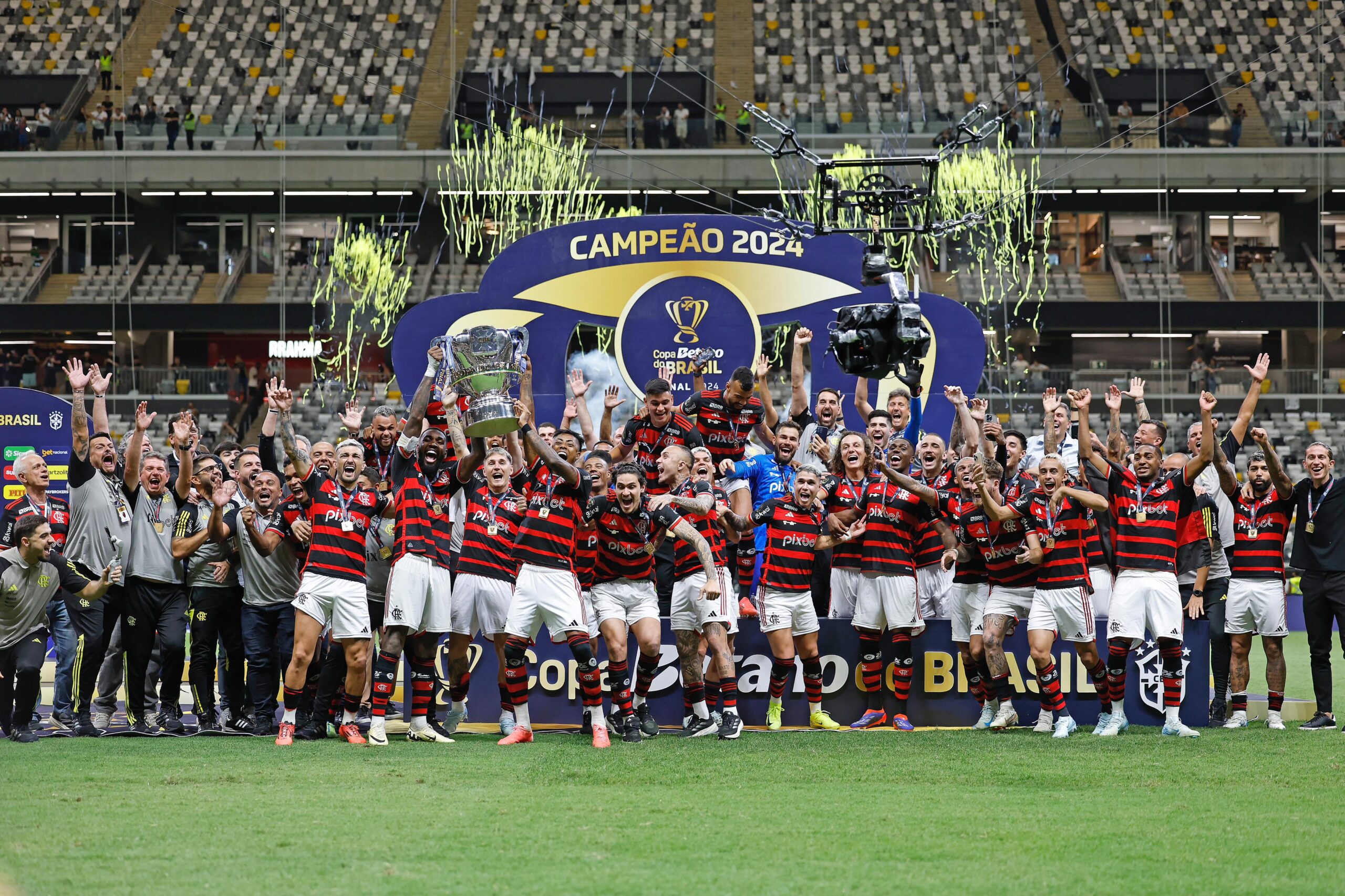 Flamengo segura o Atlético e ganha título da Copa do Brasil