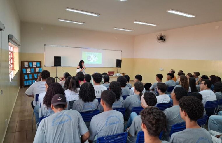 Colina recebeu o Programa Viagem Literária