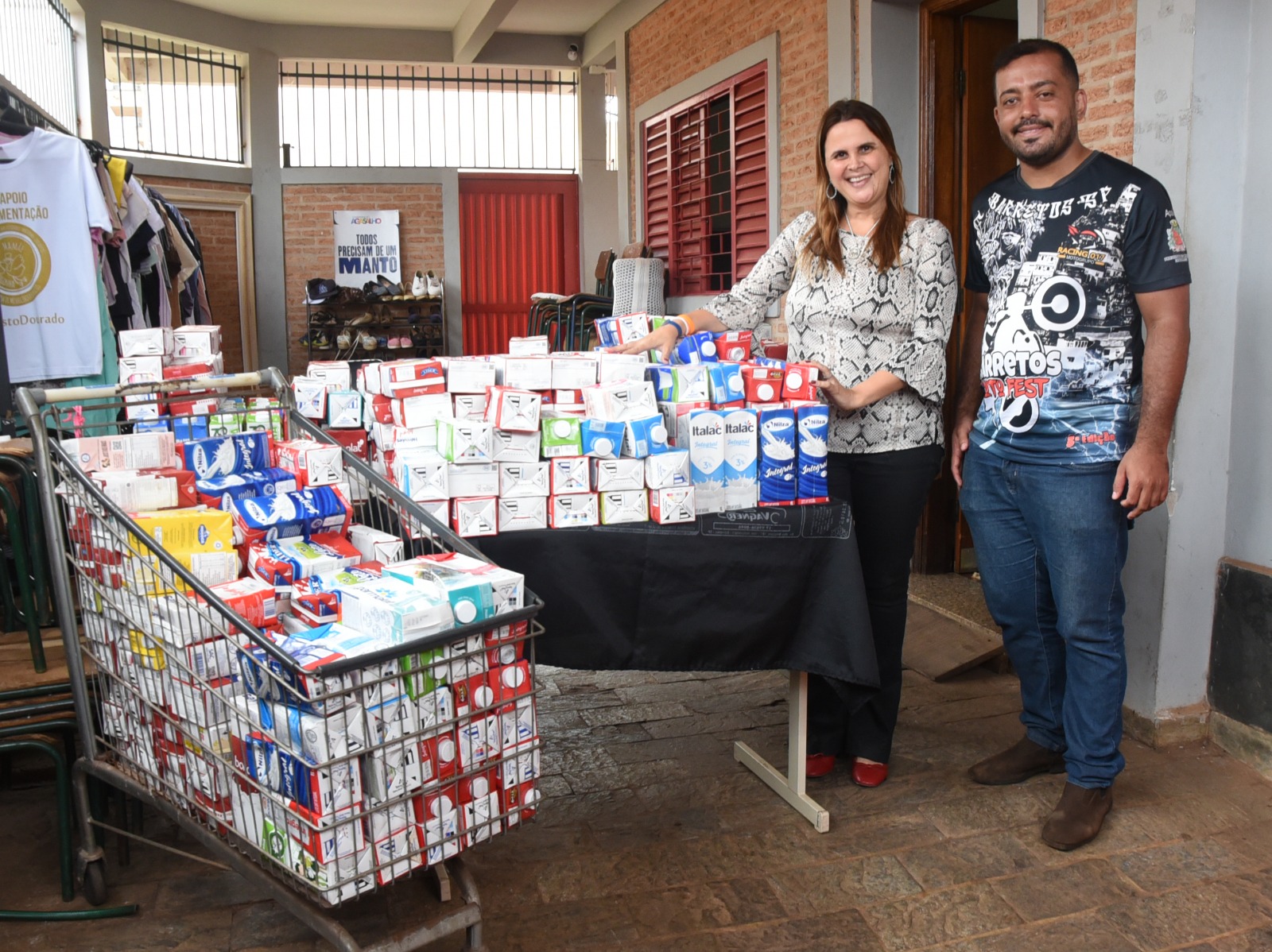 Fundo Social de Solidariedade recebe mais de 500 litros de leite arrecadados durante a 4ª edição do Barretos Moto Fest