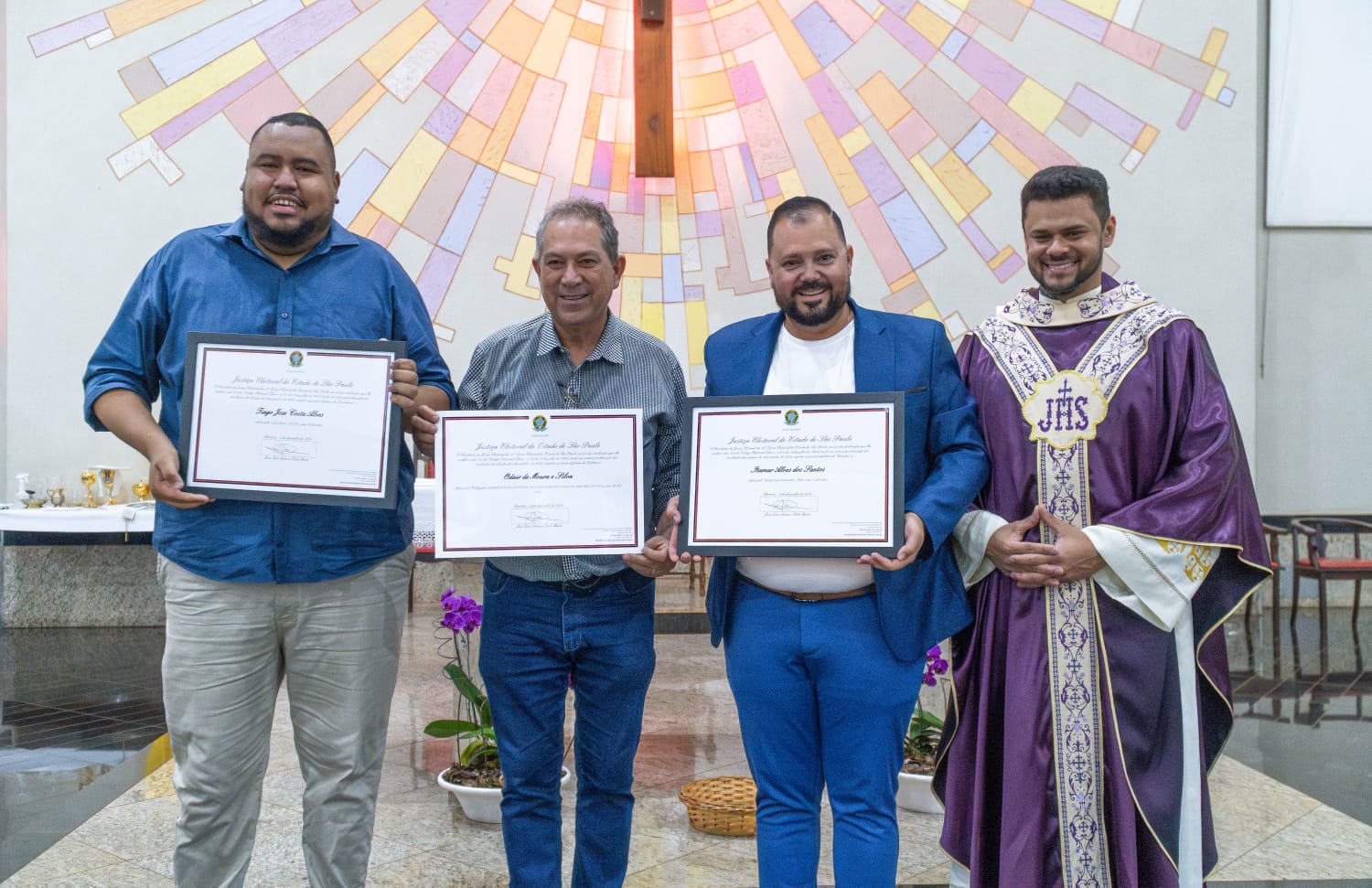 Eleitos participam de Missa de Ação de Graças