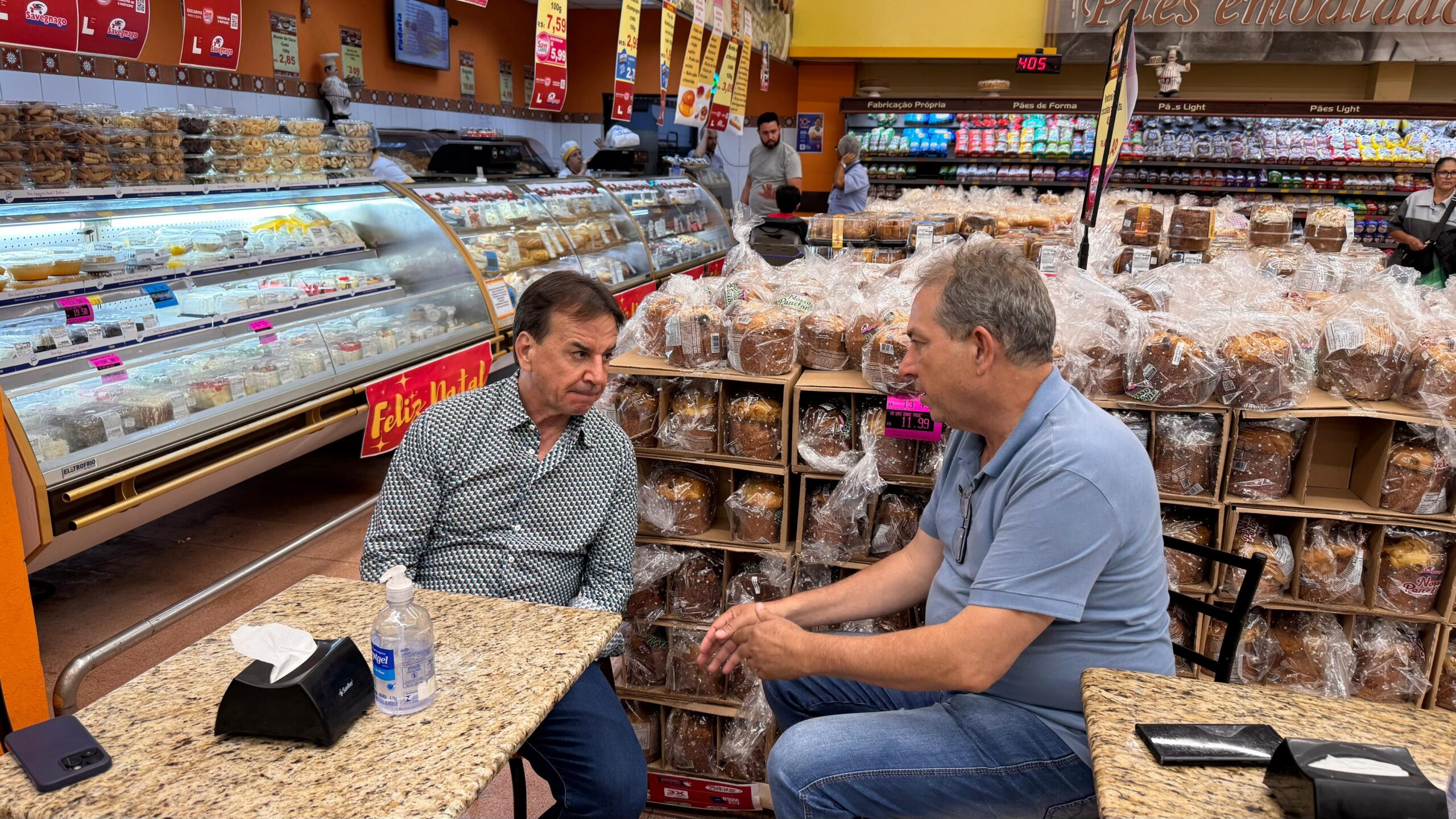 Prefeito eleito Odair Silva participa de reunião com empresários do Savegnago