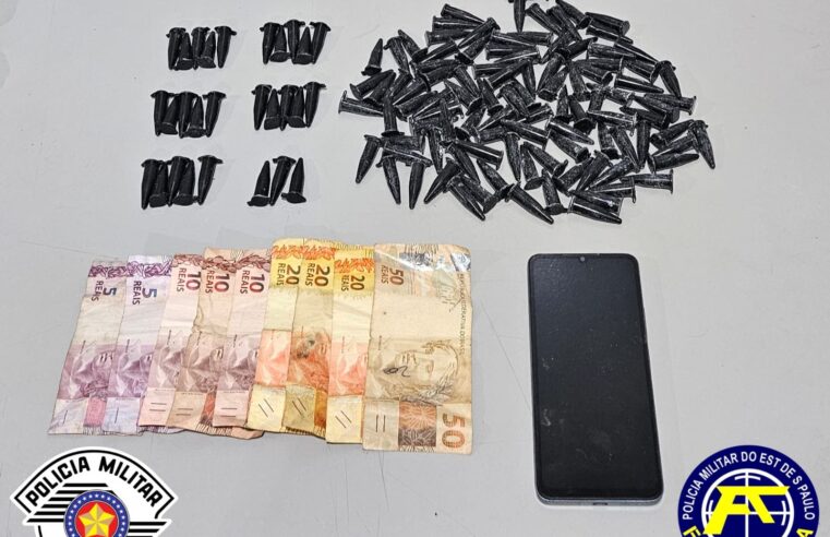 PM aborda traficante na Vila Diva em Barretos