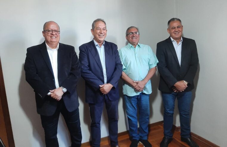 Prefeito eleito anuncia mais três secretário municipais
