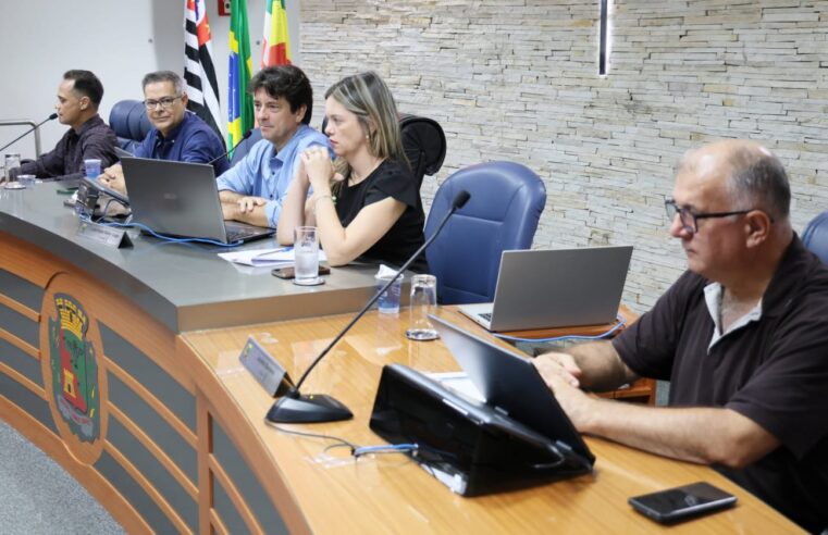 Vereadores aprovam projetos em sessão extraordinária realizada nesta sexta