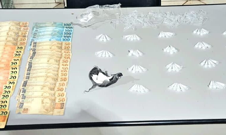 Casal é preso com mais de 1kg de drogas