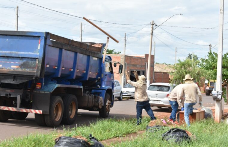 Mutirão de Limpeza retira das ruas da cidade 54 caminhões e mais de 80 picapes com materiais sem serventia