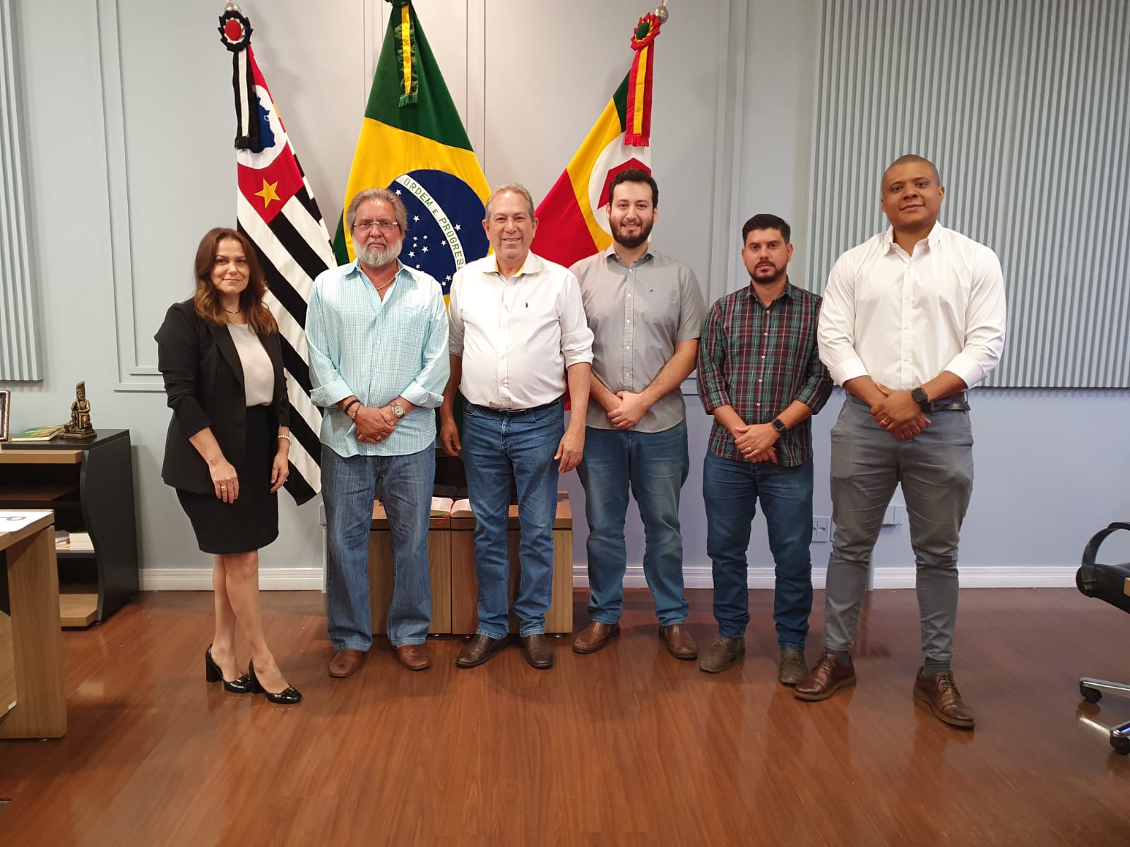 Prefeito recebe visita de membros do Conselho Curador do UNIFEB