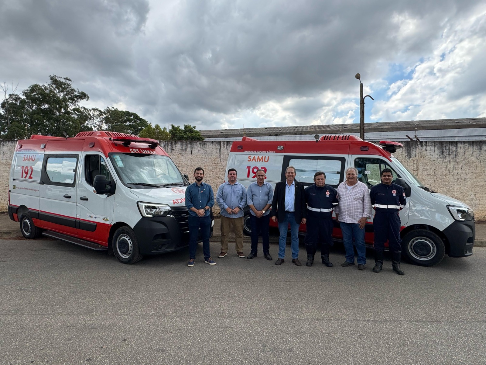 Odair e Mussa recebem ambulâncias para ampliar frota do SAMU