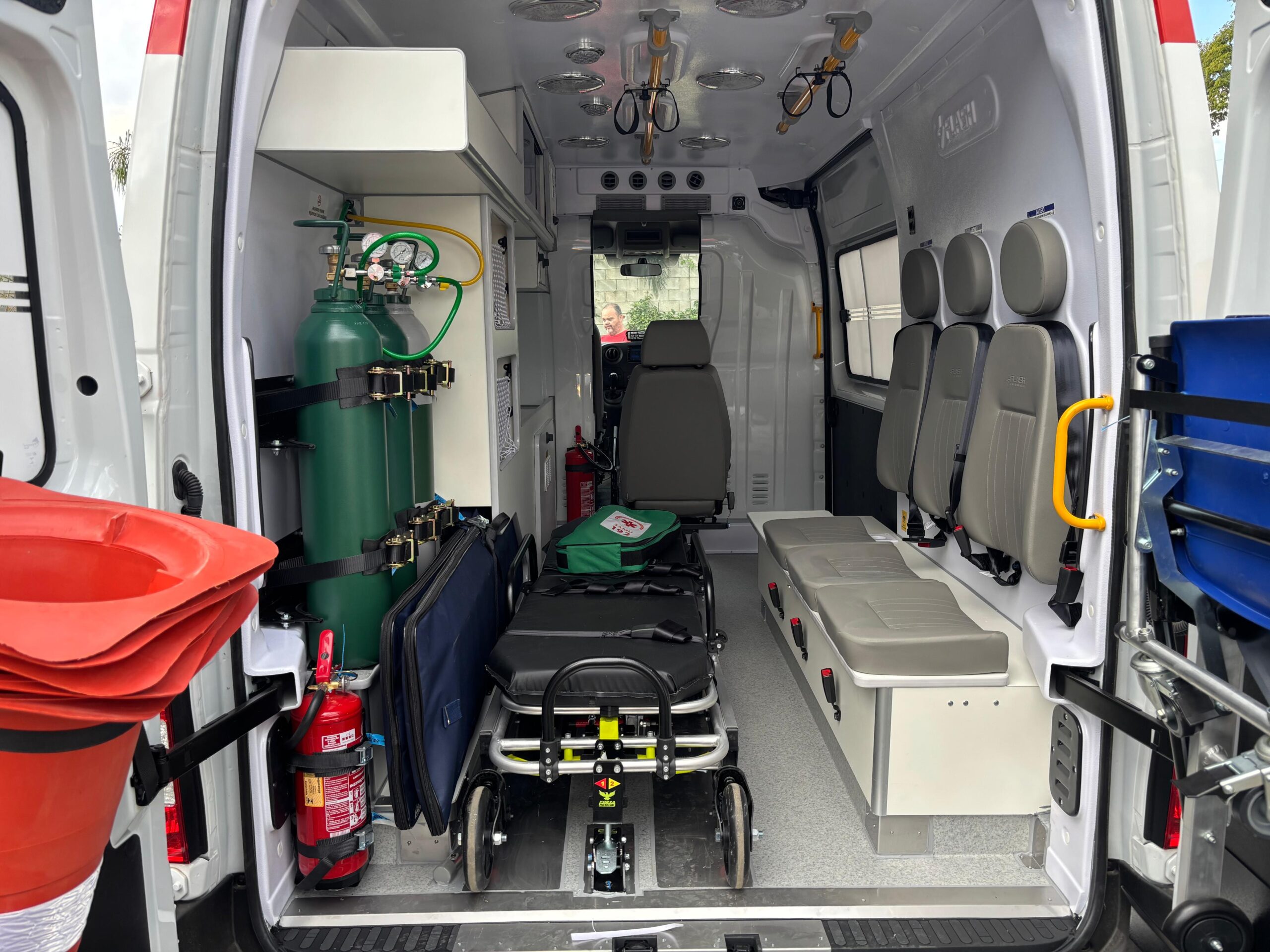 Colômbia recebe nova ambulância do SAMU enviada pelo Governo Federal