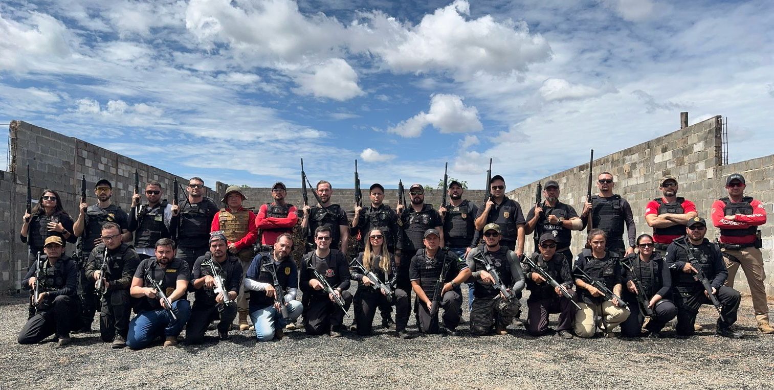 Policiais Civis da-Delegacia Seccional de Barretos concluem curso de tiro em armas longas