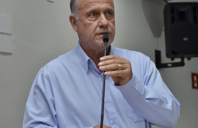 Superintendente do SAAE participa de sessão extraordinária e responde questionamento dos vereadores