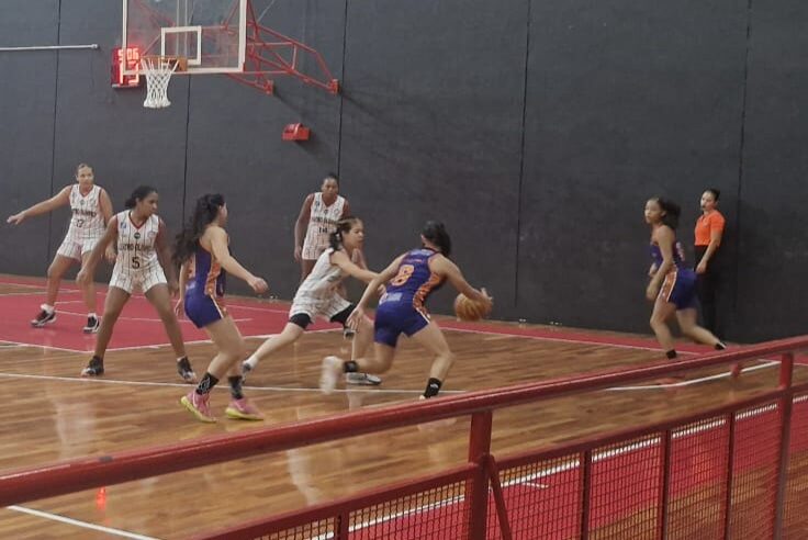 Basquete Barretos vence Centro Olímpico em São Paulo
