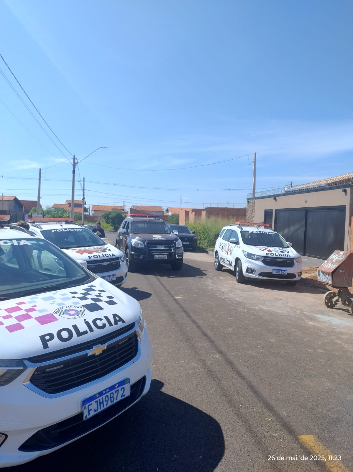 Adolescente suspeito de homicídio qualificado se apresenta à polícia e é encaminhado para internação provisória
