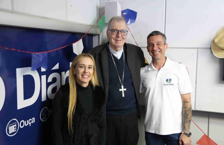 Eduardo Queiroz e Milena Teixeira são eleitos Rei e Rainha da Alegria 2025