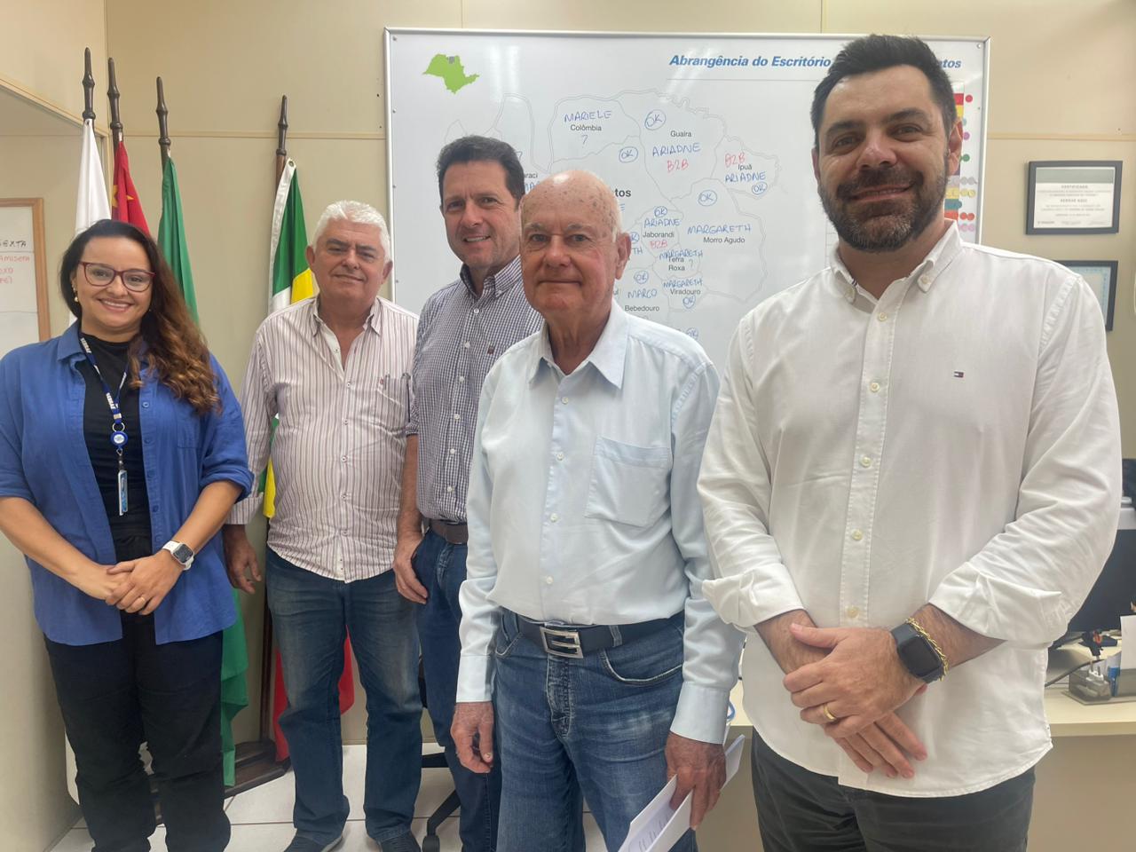 Encontro discute ampliação de cursos através de parceria Faesp e Sebrae na região