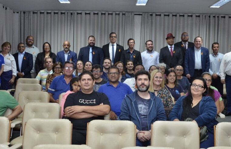 PLANO DE CARGOS E CARREIRAS DO SAAEB