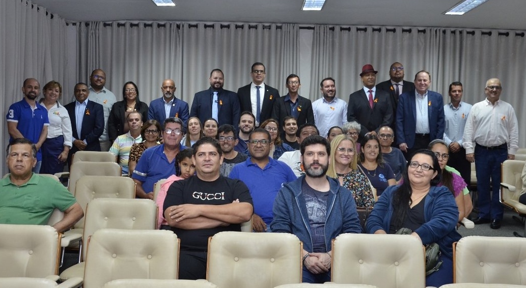 PLANO DE CARGOS E CARREIRAS DO SAAEB