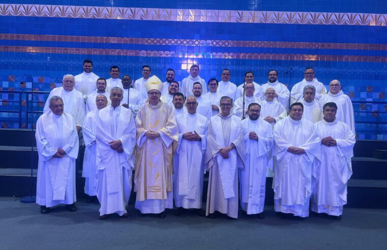 Comitiva de Barretos celebra missa Basílica de Aparecida