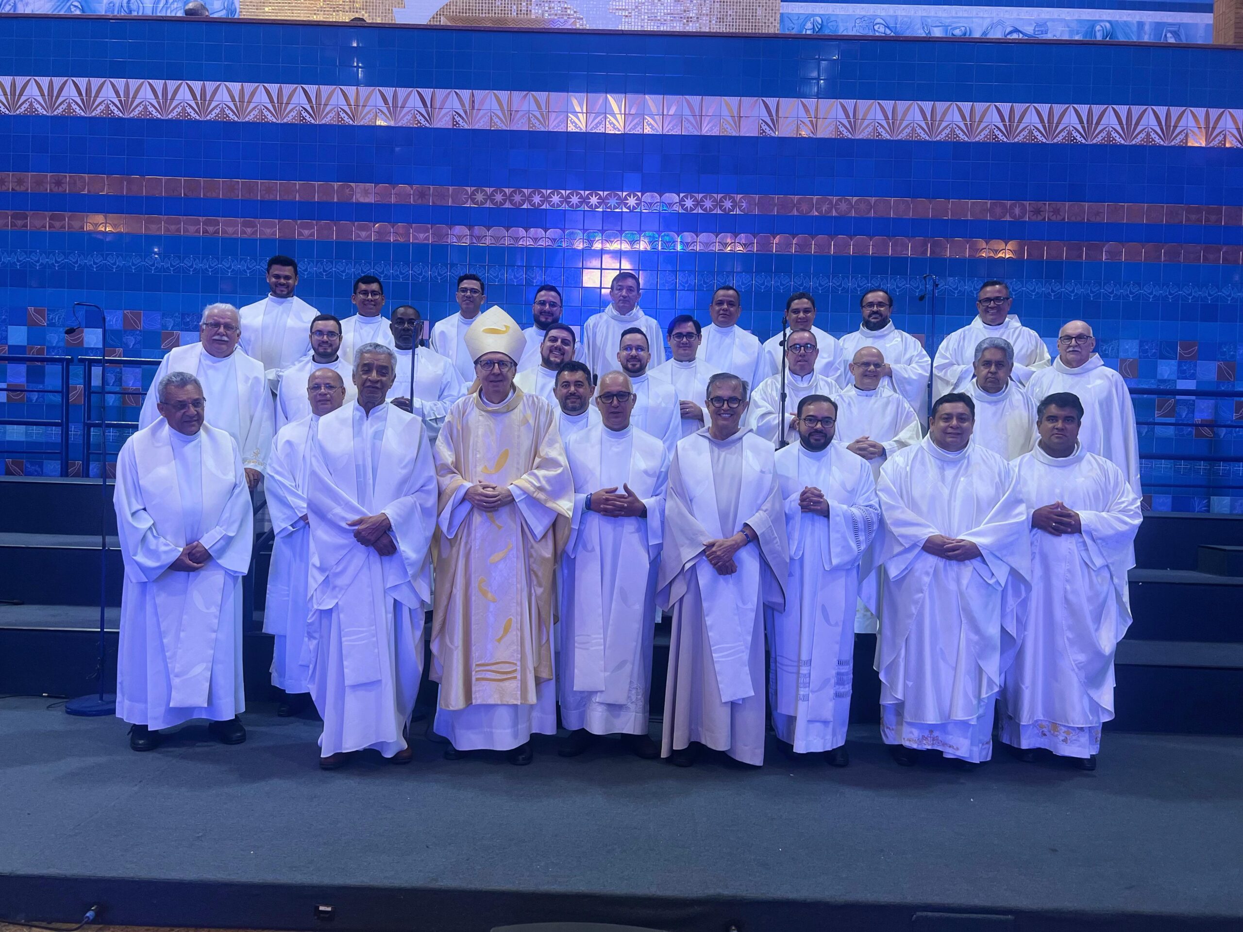 Comitiva de Barretos celebra missa Basílica de Aparecida