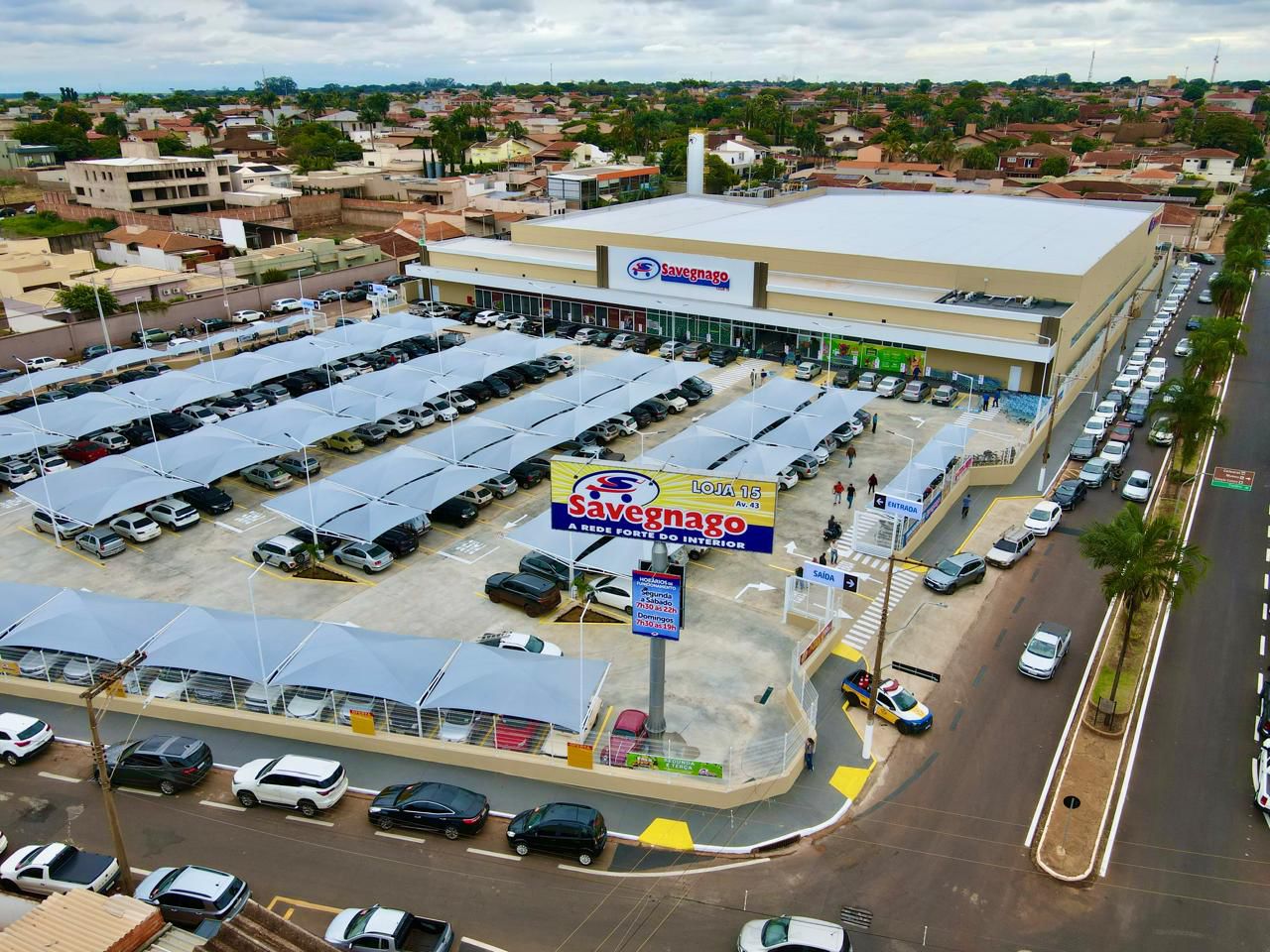 Com investimento de R$ 50 milhões, Savegnago Supermercados inaugura loja 15 de Barretos