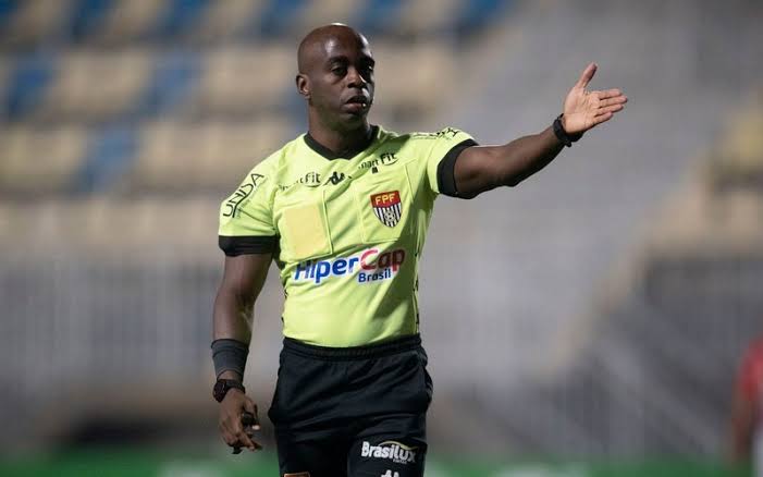 Jogadora do RB e árbitro de Barretos dão suas versões em caso de machismo