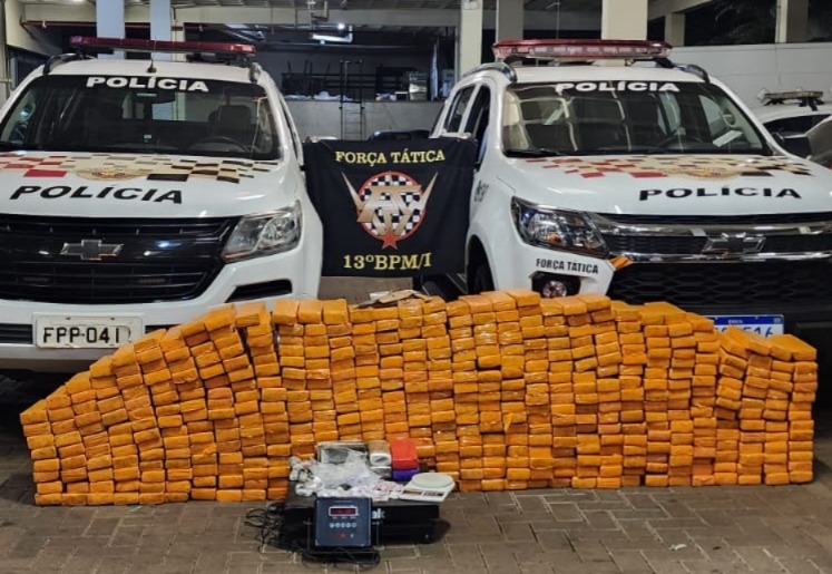 Homem suspeito de fazer ‘delivery de droga’ é preso com mais de 400 kg de maconha em Araraquara