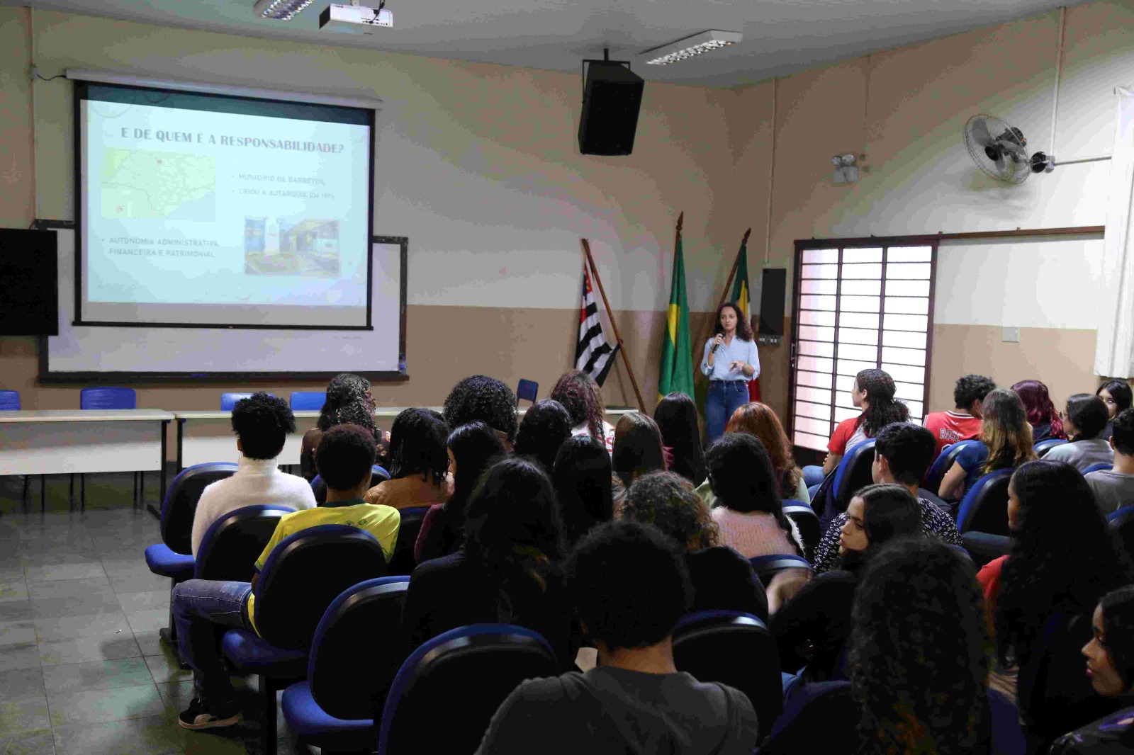 SAAE Barretos realiza palestra na ETEC sobre o caminho da água e os desafios do saneamento
