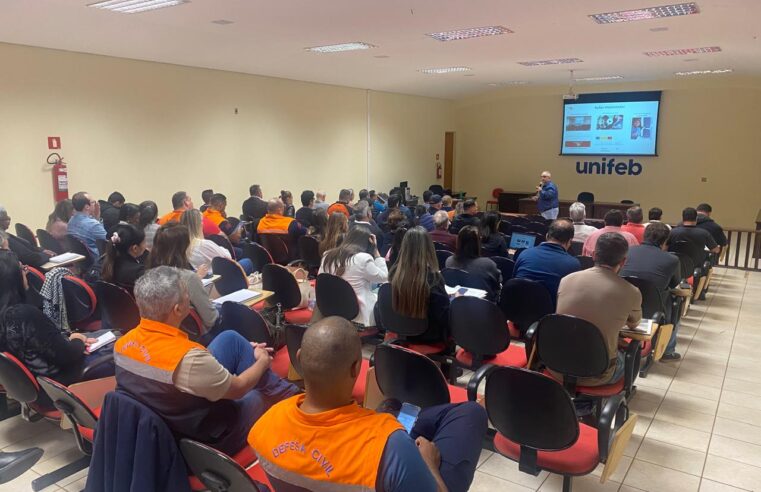 Representantes da Defesa Civil de Barretos participam de capacitação para emergências com produtos perigosos