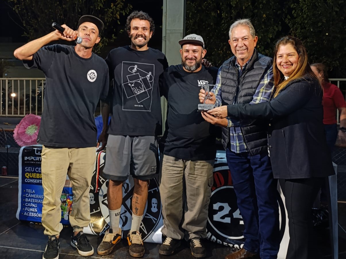 Dia Mundial do Skate é celebrado com muita adrenalina no CEU das Artes