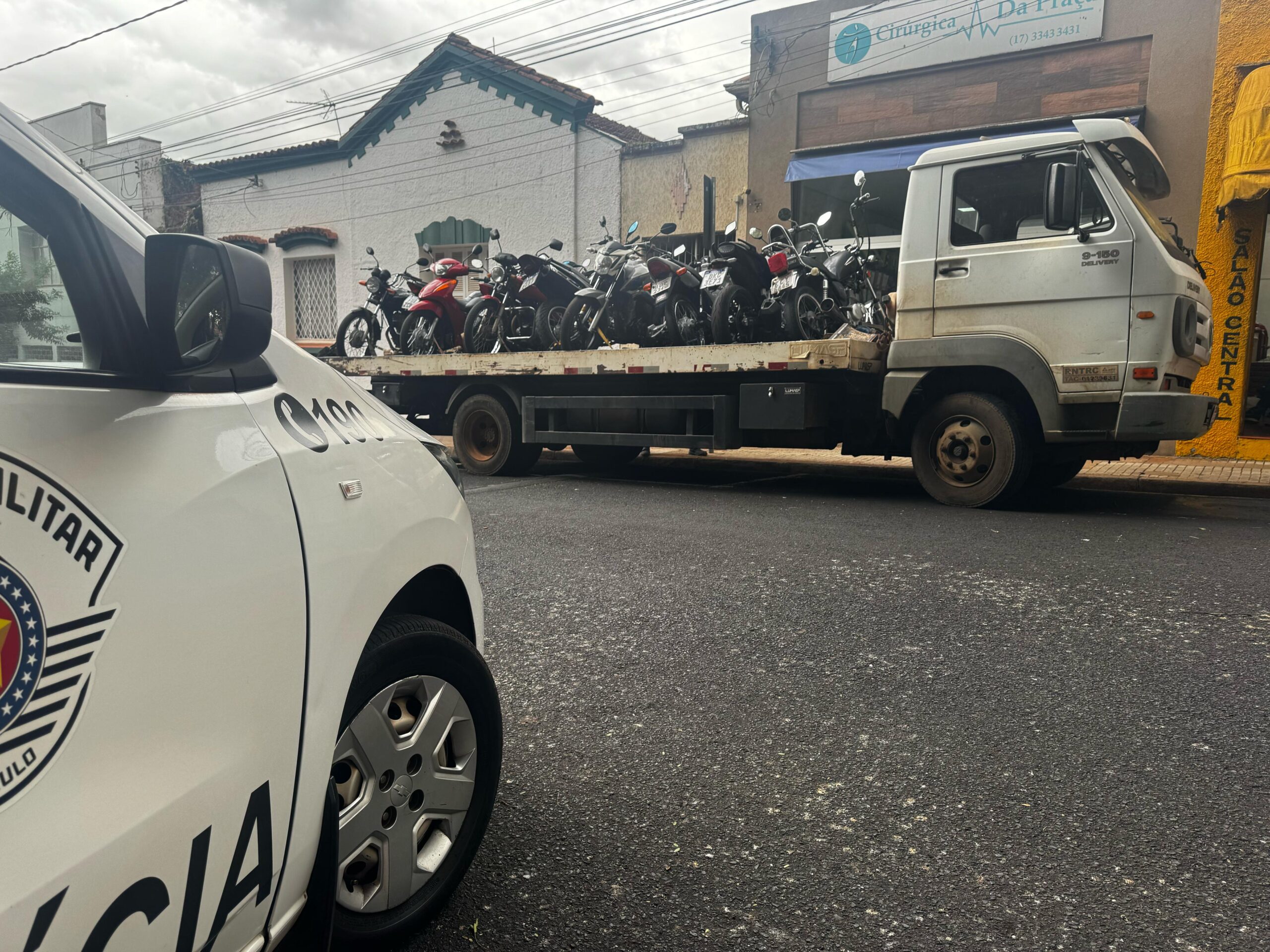 Polícia Militar e Detran realizam operação conjunta de fiscalização em Bebedouro com foco em motocicletas