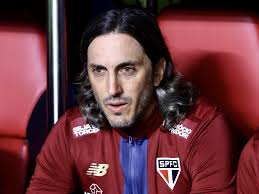 Técnico Luiz Zubeldia deixa comando do São Paulo
