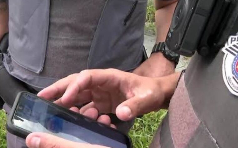 Polícia Militar utiliza tecnologia para localizar celular  roubado em Barretos