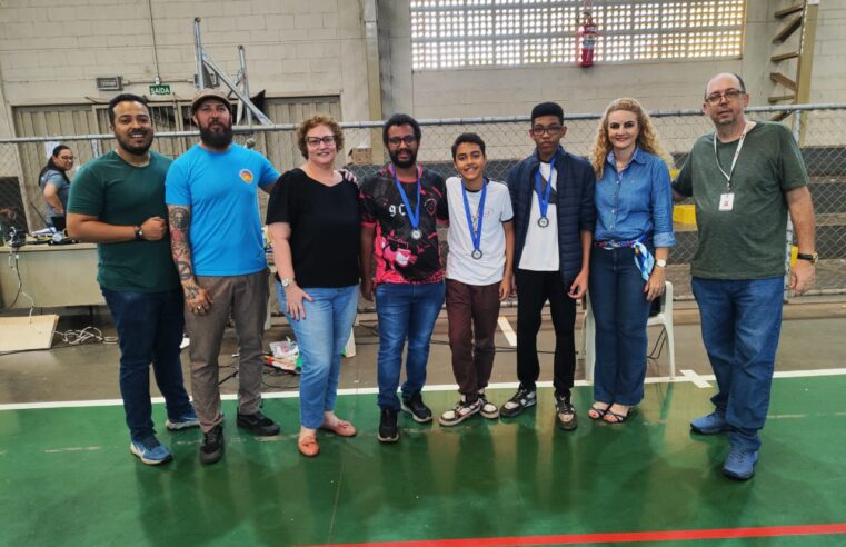 Escolas Estaduais Prof. Aymoré do Brasil e Valois Scortecci conquistam 2° e 3° lugar na Olimpíada Brasileira de Robótica 2025
