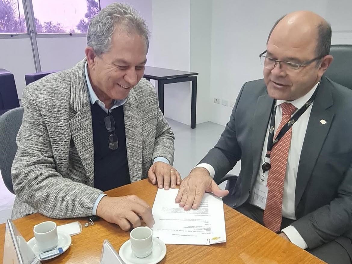Odair Silva solicita duplicação das rodovias Brigadeiro Faria Lima e Assis Chateaubriand ao DER