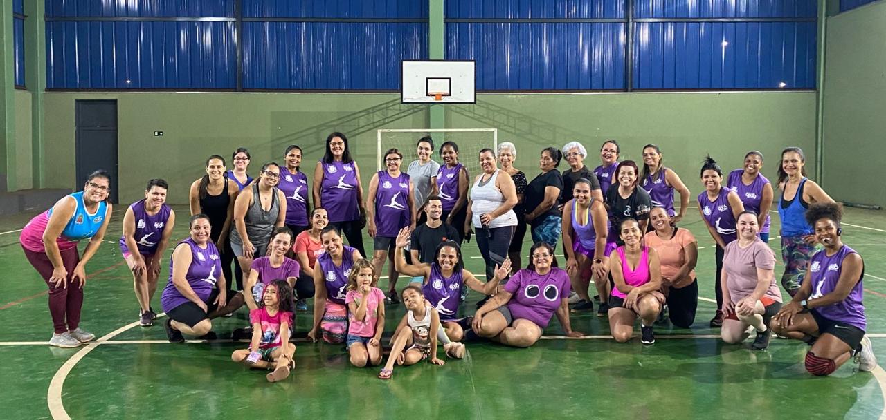 Projeto Ginástica nos bairros é realizado pelo Instituto APAB e Prefeitura