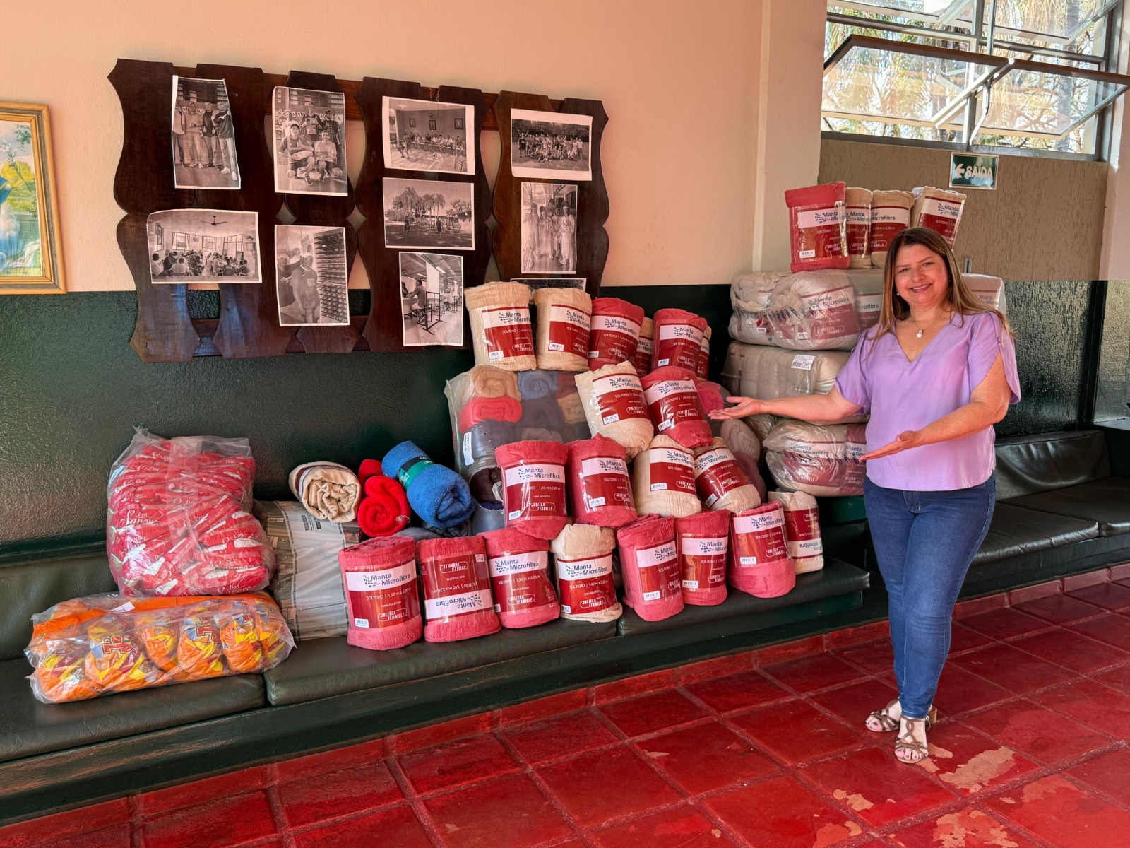 Fundo Social de Solidariedade doa 150 cobertores à Fundação Padre Gabriel Correr