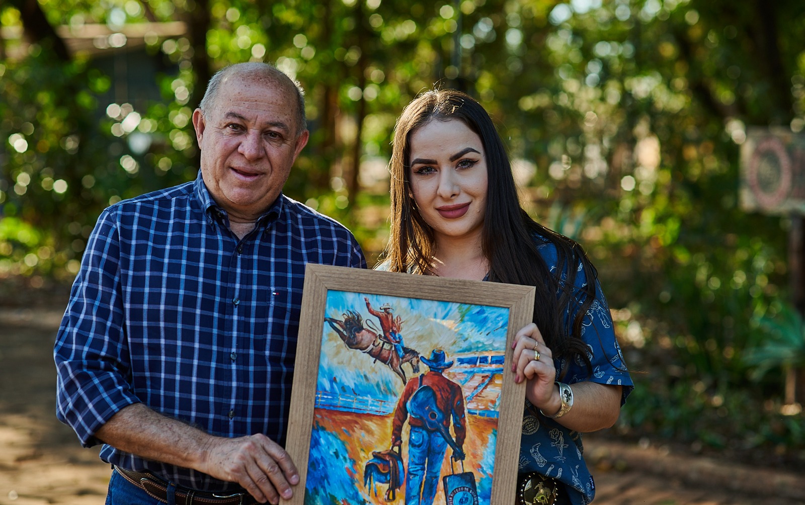 Artista mineira homenageia os 70 anos da Festa do Peão de Barretos no cartaz oficial da edição 2025