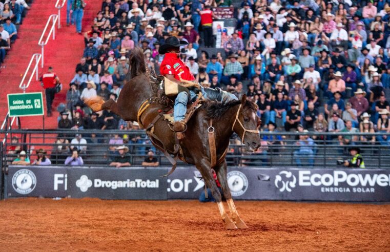 Mineiro Yuri Silva chega à final na liderança do Cutiano