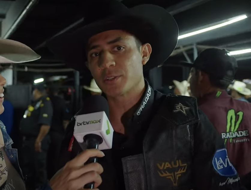 Mexicano faz melhor montaria e larga na frente do Barretos International