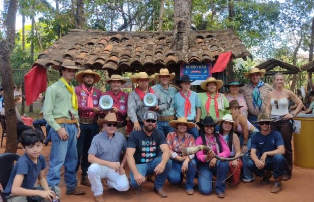 Queima do Alho tem novas comitivas classificadas para a Festa de Barretos de 2026