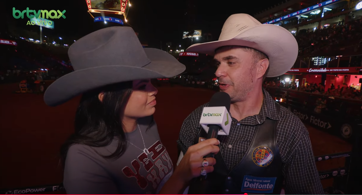 Tiago Alcantara sai na frente em busca do título inédito no Bareback