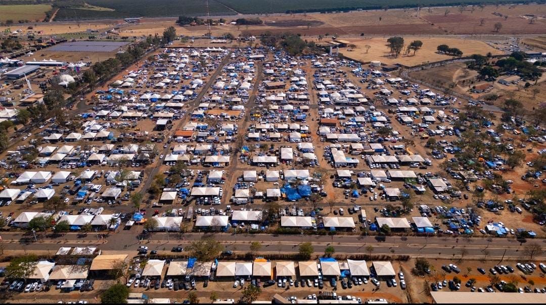Festa do Peão de Barretos: camping oferece estrutura com salão de beleza, barbearia e agendamento antecipado