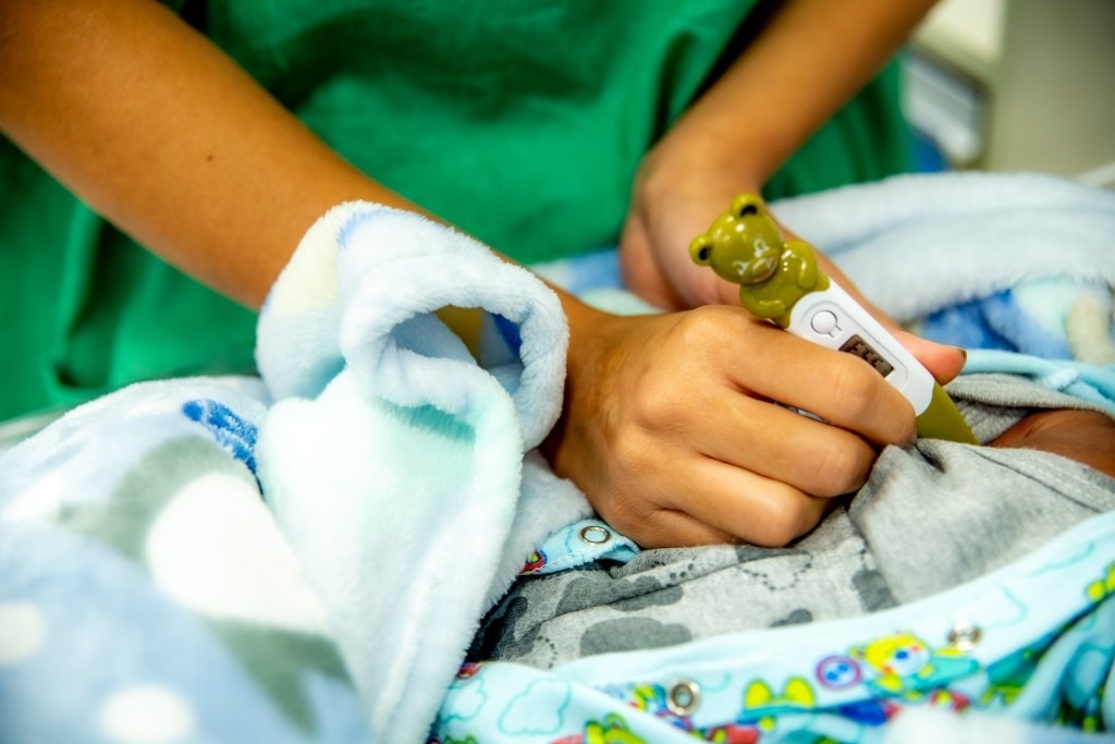 Santa Casa de Barretos realiza ação do “Agosto Dourado” na Maternidade